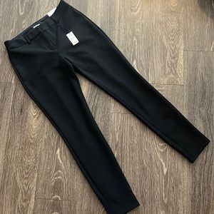 Black skinny mid rise pants
